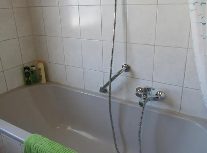 Apartment Ferienwohnung Roth (Zentrum) *